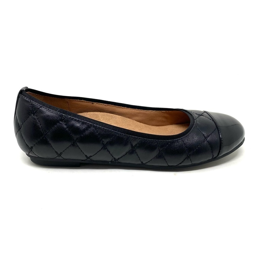 Vionic Black Quilted Loafers with Timeless Design